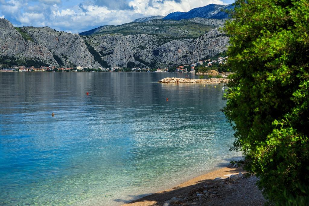 Nemira Sunny Apartments Omiš Esterno foto